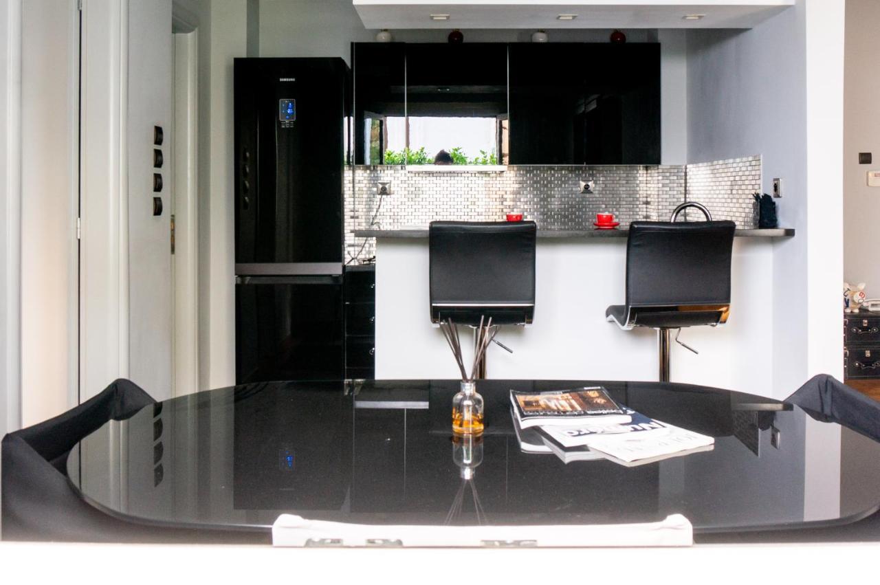 The Burton Luxury 1Br In Plaka, Athens Lejlighed Eksteriør billede
